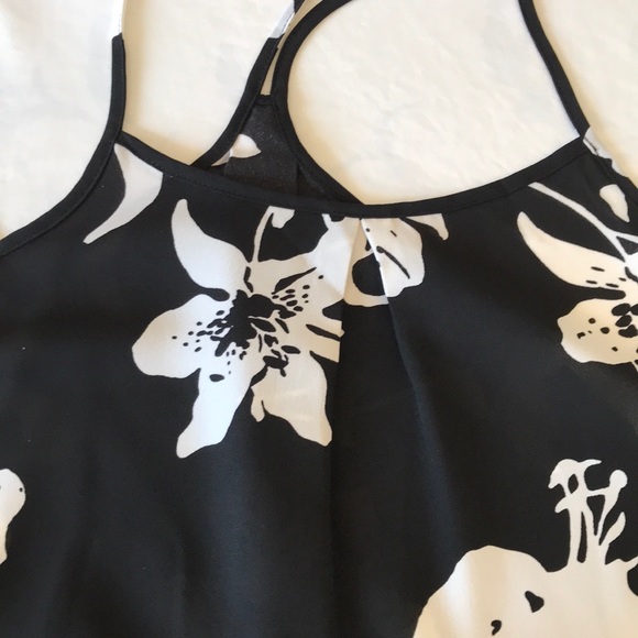 Banana Republic summer top - Picture 5 of 6